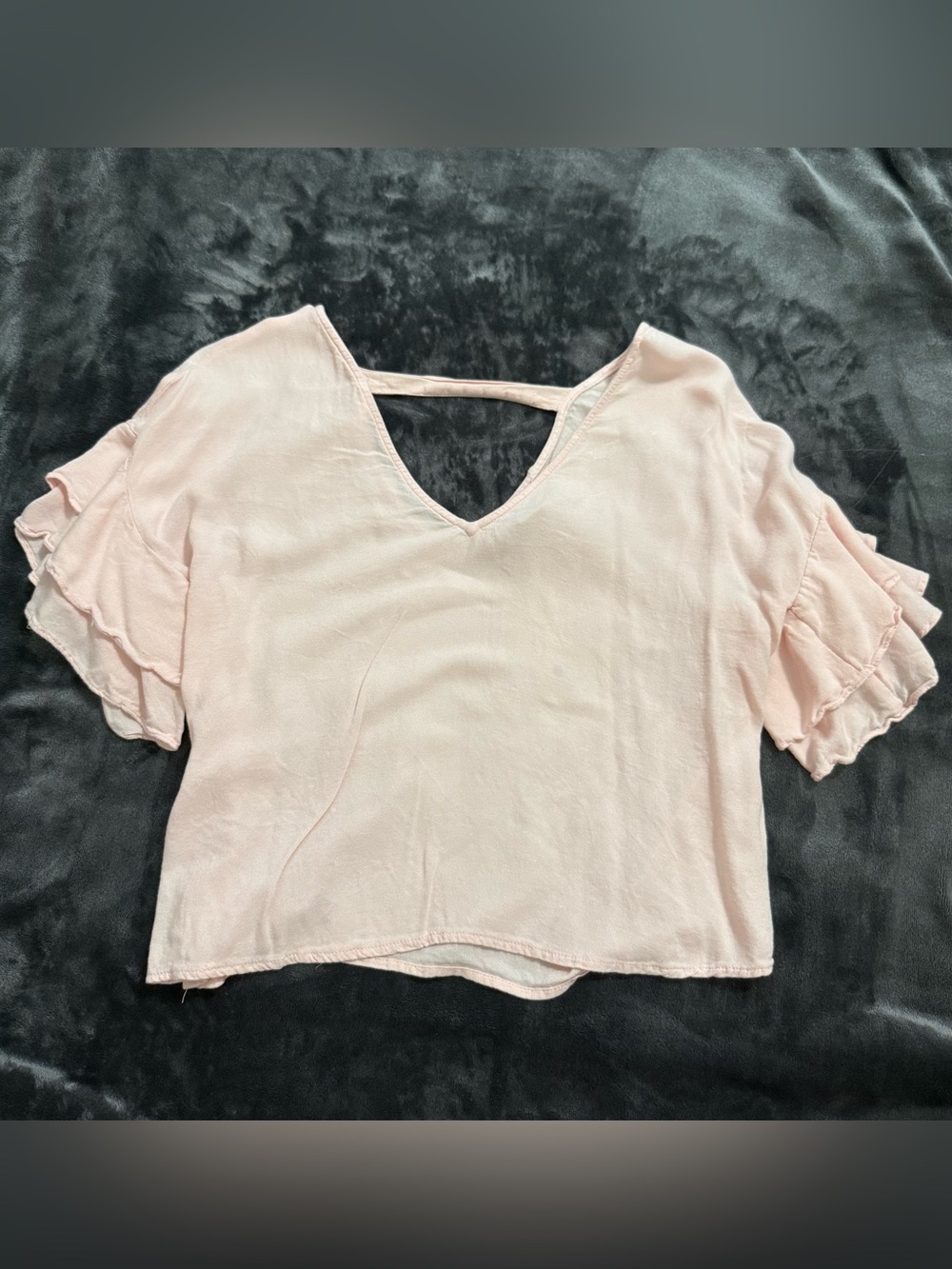 Forever 21 Blush Pink V-Neck Ruffle Sleeve Top